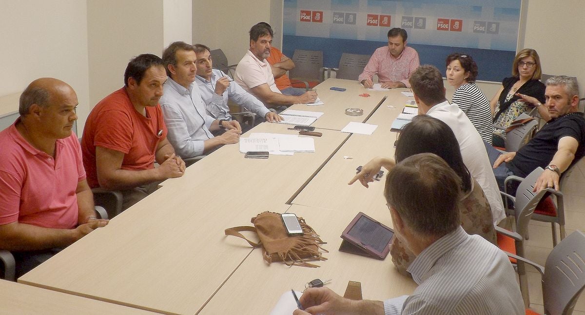 El PSOE pide a la Junta que recurra el plan de cierre de la minería que el Gobierno ha pactado con Europa