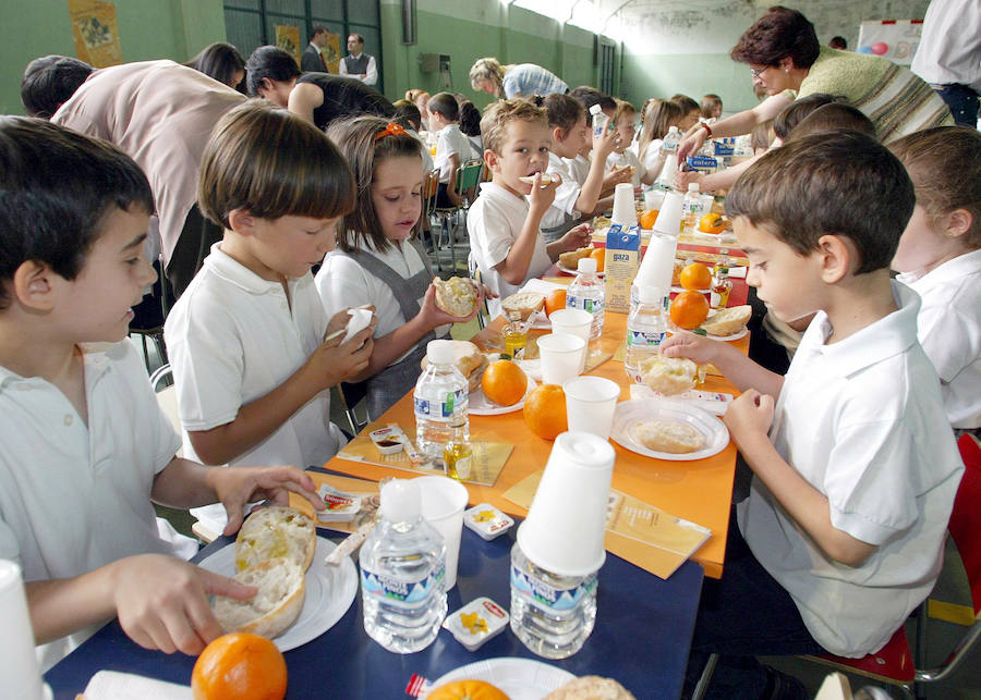 El Defensor del Pueblo pide al Ayuntamiento de León que garantice la alimentación de los menores en vacaciones