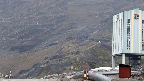 Junta, concursal y sindicatos analizan la petición de ayudas para acometer el plan de cierre de La Vasco