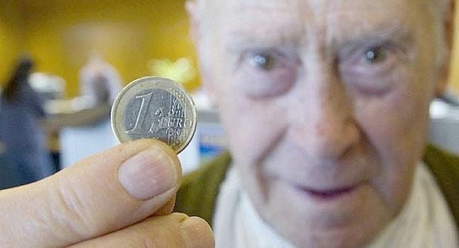 Con pensión, pero en Cáritas