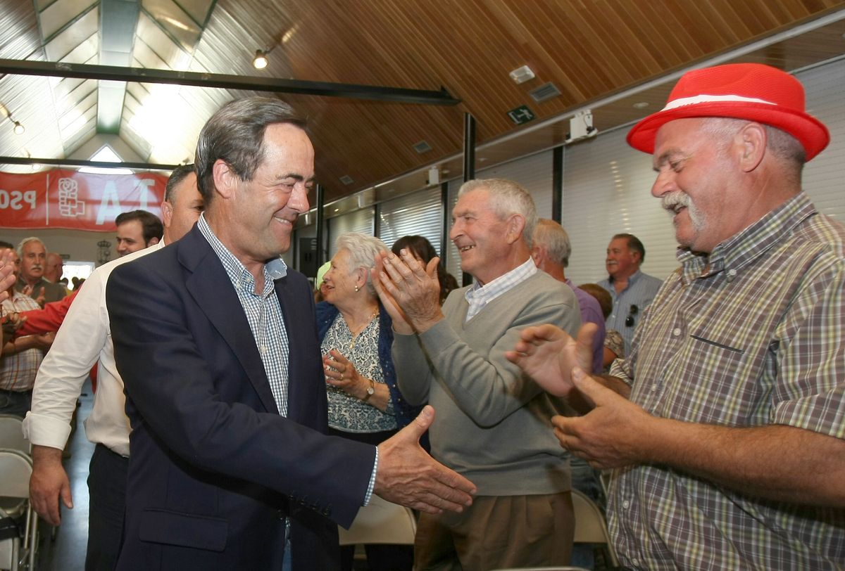 José Bono: «Dejamos a los de Podemos ganar en las encuestas, nosotros en las urnas»