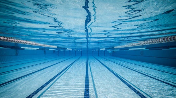 Sanidad afronta la ‘temporada alta’ de las 179 piscinas de uso público en León con 1.200 controles de las aguas