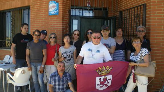 Casis Bodegas realiza una visita y una cata en sus viñedos