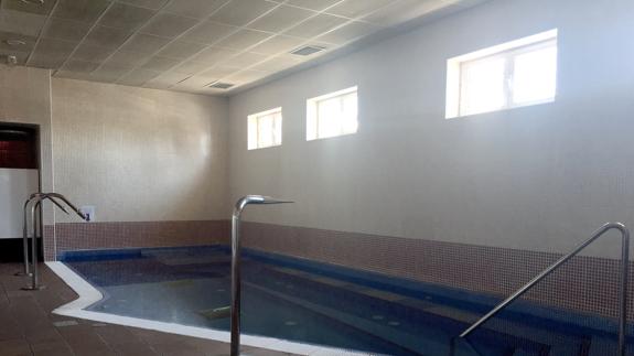 San Andrés reabre las piscinas y acoge nuevos cursillos de natación