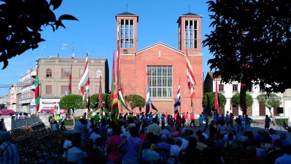El folclore leonés se adueña de Veguellina de Órbigo este fin de semana