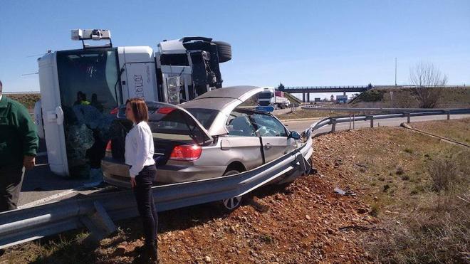 Tres muertos en accidentes de tráfico en León durante los meses de verano