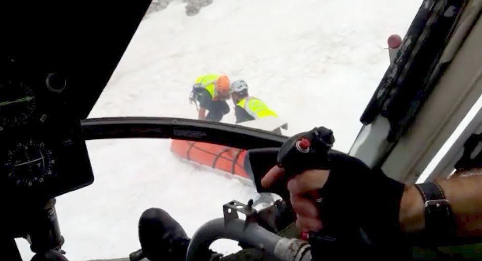 Fallece un montañero al despeñarse unos doscientos metros en Cabrales