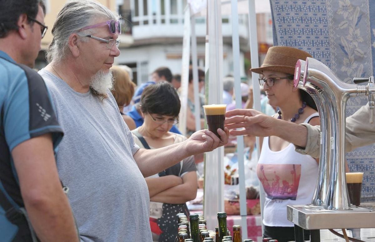 Cacabelos acoge este domingo la segunda edición de la Feria del Banco de Tierras