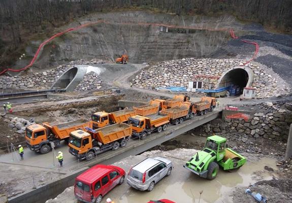 Bruselas decidirá sobre si la Variante de Pajares es o no un atentado medioambiental antes de un año