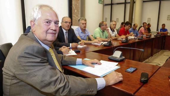 Los afectados por el incendio del Bierzo piden un cordón de seguridad y repoblar con especies autóctonas