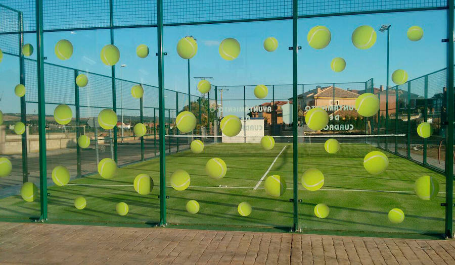 Cuadros estrena su pista de pádel