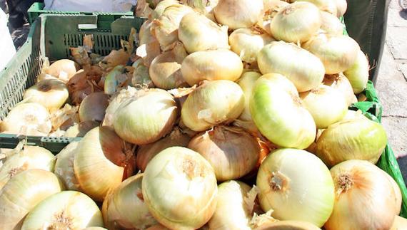 Páramo del Sil celebra este fin de semana la primera edición de la Feria de la Cebolla