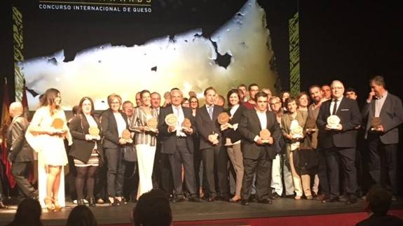Las queserías leonesas El Palacio y Lácteas San Vicente reciben el Cincho de Oro