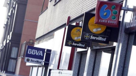 La reestructuración financiera 'devora' una de cada cuatro sucursales bancarias de León desde 2008