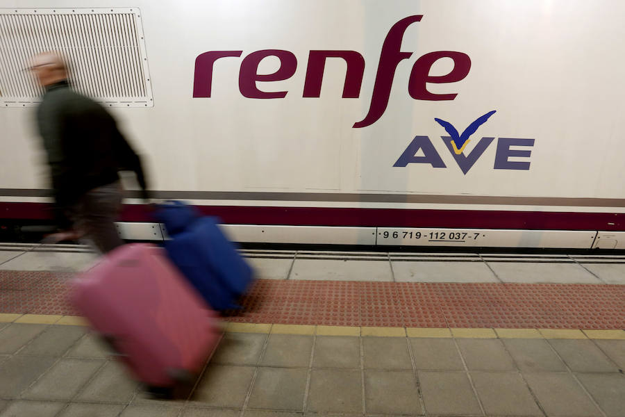 Renfe refuerza con 6.000 plazas extra los trenes de Castilla y León en el puente de Todos los Santos