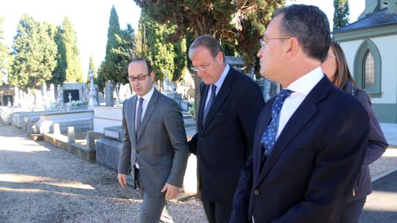 El cementerio municipal recibe 266.000 euros para mejorar sus prestaciones a lo largo de 2016