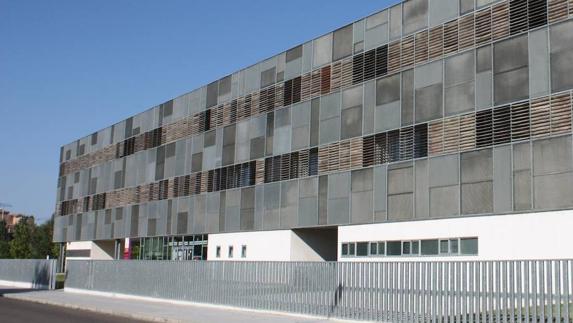 Los institutos podrán ampliar hasta en cuatro horas semanales el horario de Bachillerato