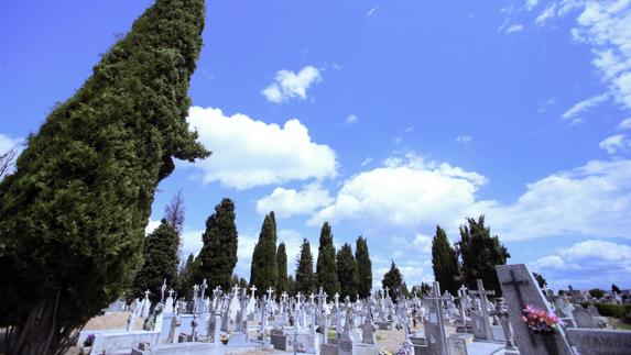 El Ayuntamiento de León tutela nueve funerales benéficos en 2016 asumiendo los gastos