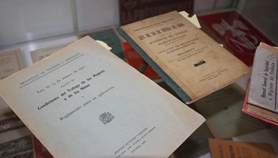 'Más valen escuelas que hospitales'