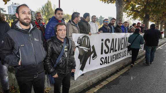 La Justicia cierra los choques viviendos en Ciñera entre mineros y los GRS de la Guardia Civil con una multa de 1.200 euros para dos detenidos