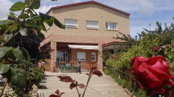 El Centro Hogar San Carlos, una residencia muy familiar