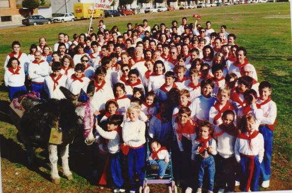 La Virgen celebra los 25 años de la Asociación Festera ‘Peña la Venancia’