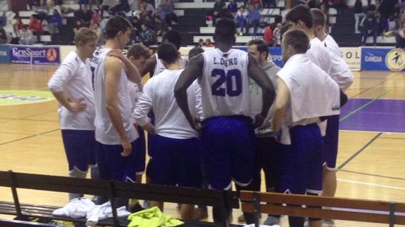 Agustinos se abona a la épica