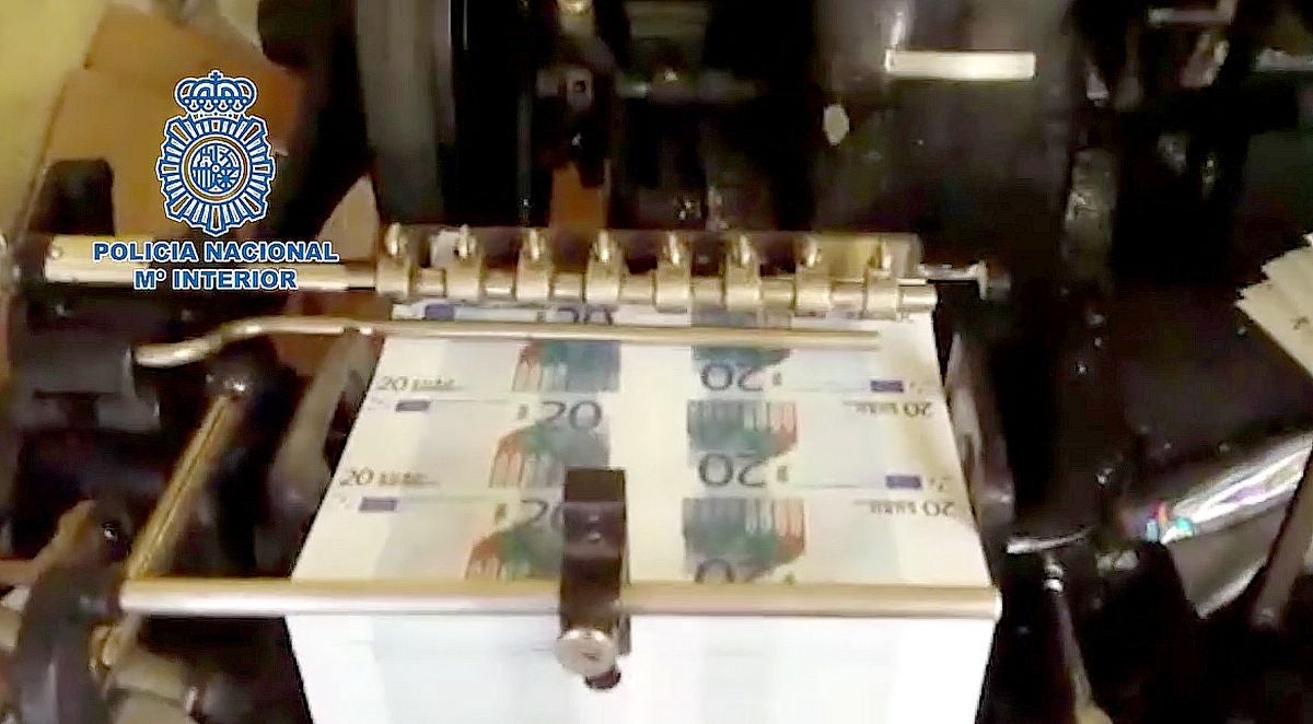 Detenido un leonés dentro del grupo internacional más activo en la fabricación de monedas falsas