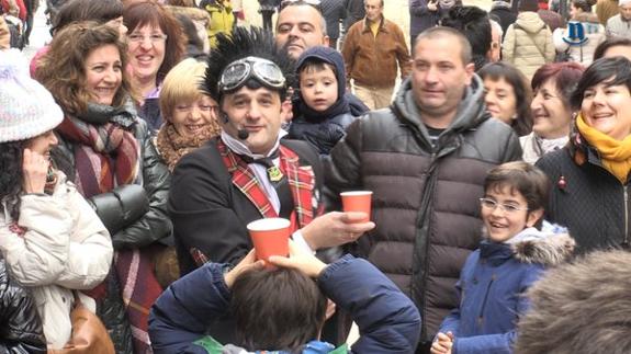 Más de 200 actuaciones y 39 artistas darán color al festival internacional 'León vive la magia'