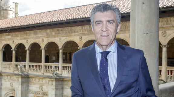 Javier Cepedano: «Empresa y ULE no estamos lo suficientemente coordinados, y la gente se va fuera»