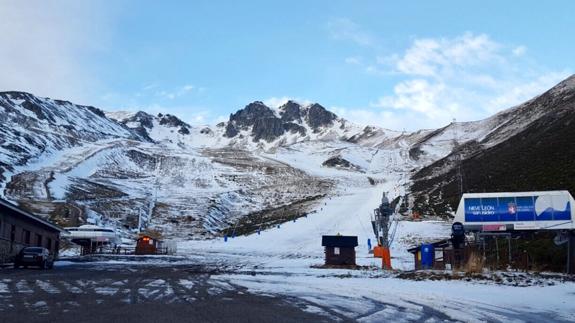 La Diputación, «en alerta permanente» para aprovechar las primeras nevadas