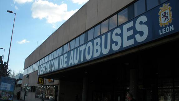 Detenido con 300 gramos de marihuana en el autobús León-Madrid, delatado por una mujer que pensó que llevaba una bomba