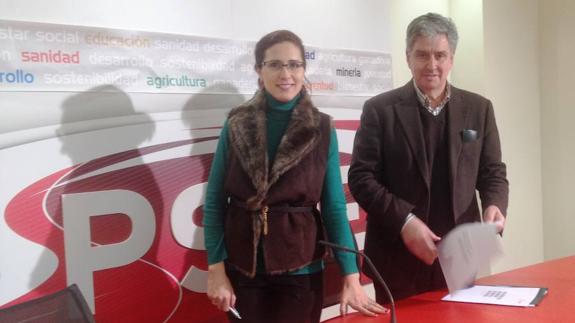 El PSOE denuncia los pensionistas leoneses han desembolsado 33 millones por el copago farmacéutico