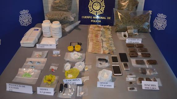 La Policía Nacional de Ponferrada detiene a cuatro personas por un presunto delito de tráfico de drogas