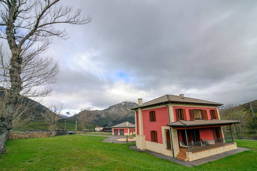 Casa Rural Bustefrades y el Hotel Rural Casa Hilario: tu mejor opción para disfrutar de León