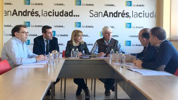 San Andrés ahorrará cerca del 40% en alumbrado público a través del convenio con Somacyl