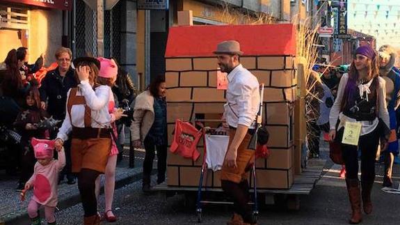 La Virgen 'da la nota' en Carnaval