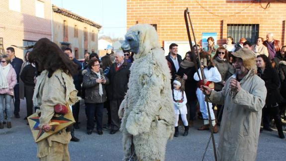 Velilla, un atruejo donde la tradición es costumbre