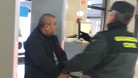 Dejan en libertad al detenido por el 'simpa' de Bembibre que niega haber contratado los banquetes