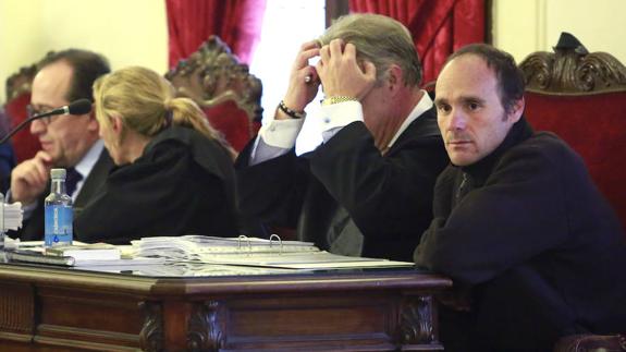 Miguel Ángel dirigió la reconstrucción, marcando el ritmo del relato y contó lo que quería y como quería