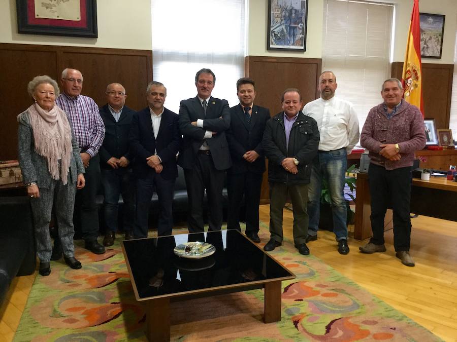 El eje Astorga-La Bañeza se unen para recuperar la Vía de la Plata