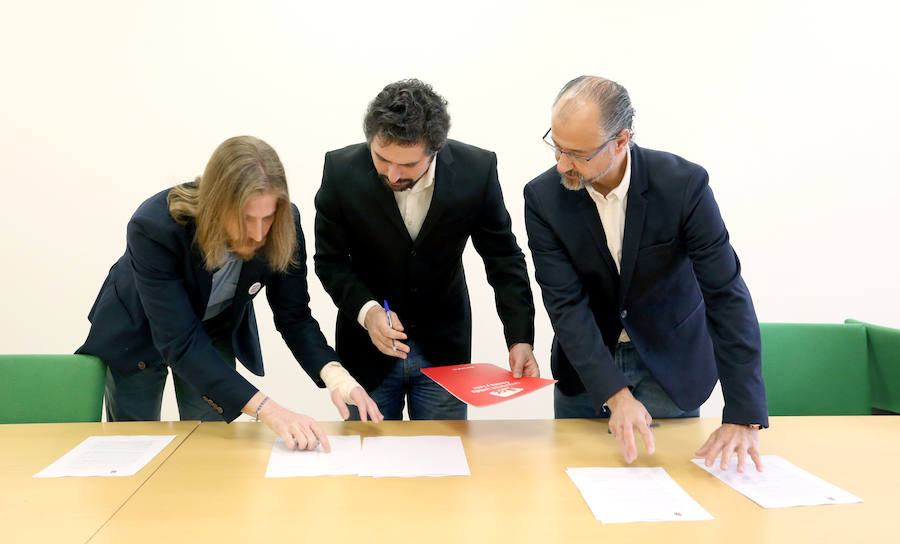 Podemos, C's e IU registran la iniciativa para crear la comisión de investigación sobre las cajas para «depurar» responsabilidades políticas
