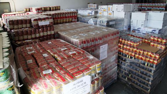 El Programa de Alimentos Solidarios 2016 beneficia a 2.733 leoneses de 924 familias