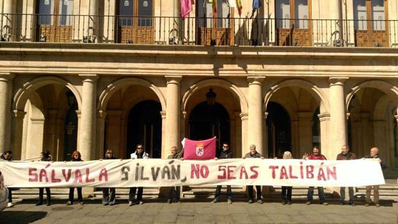 Piden a Margarita Torres un hermanamiento con Bostón y que defienda la plaza del Grano