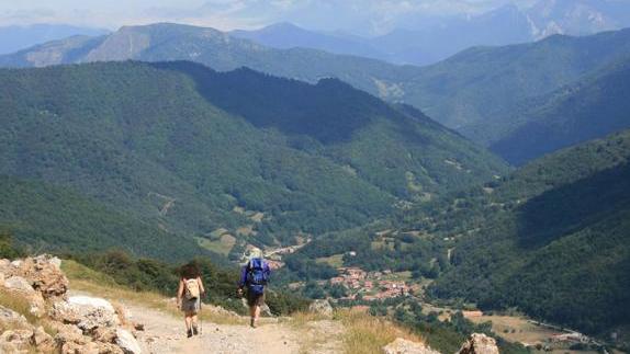 Valdeón y Liébana «pelearán» contra el Gobierno de Cantabria para evitar el cierre de la pista de Fuente Dé