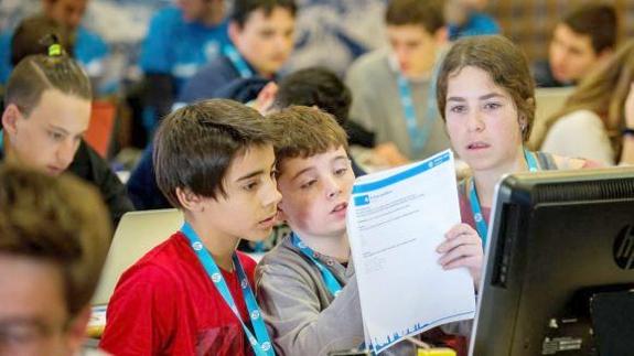 Más de 100 estudiantes se vuelven a dar cita en León, en la competición HP Codewars