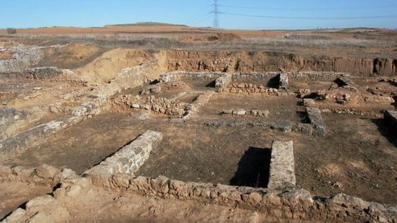 Quiñones confía en Patrimonio para «preservar» Lancia y confirma la «extraordinaria marcha» de la A-60