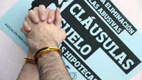 Los empleados de justicia prevén en dos semanas colapsos en los juzgados por las cláusulas suelo