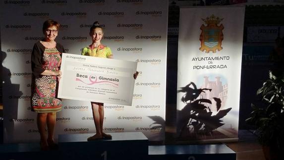 Una beca por méritos propios