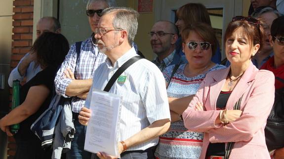 Los profesores piden sustituciones en un día para no perjudicar el funcionamiento de los centros